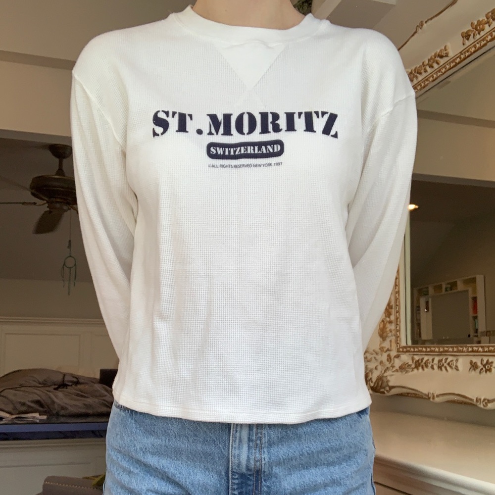 Brandy Melville rare crew neck sweater